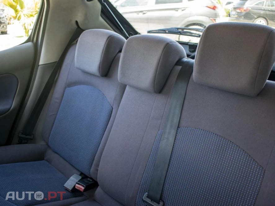Peugeot 206 1.1