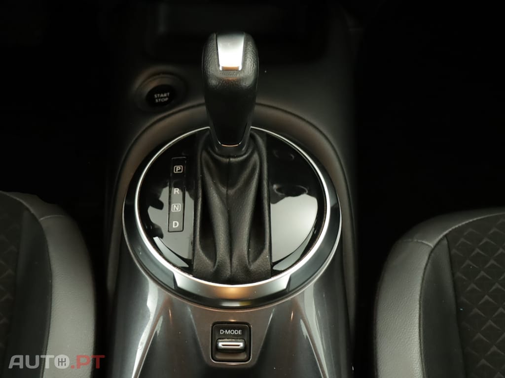 Nissan Juke Juke 1.6 Hybrid N-Design Black