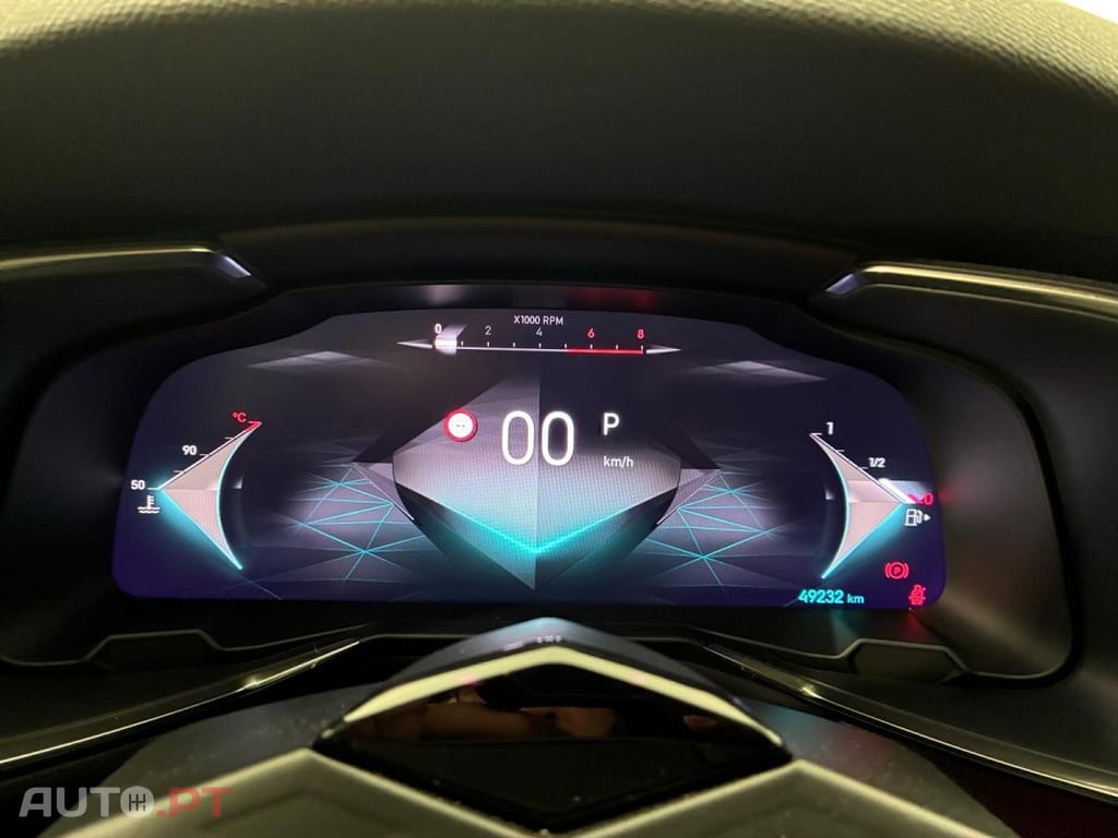 DS DS7 1.5 BlueHDi Performance Line+ EAT8