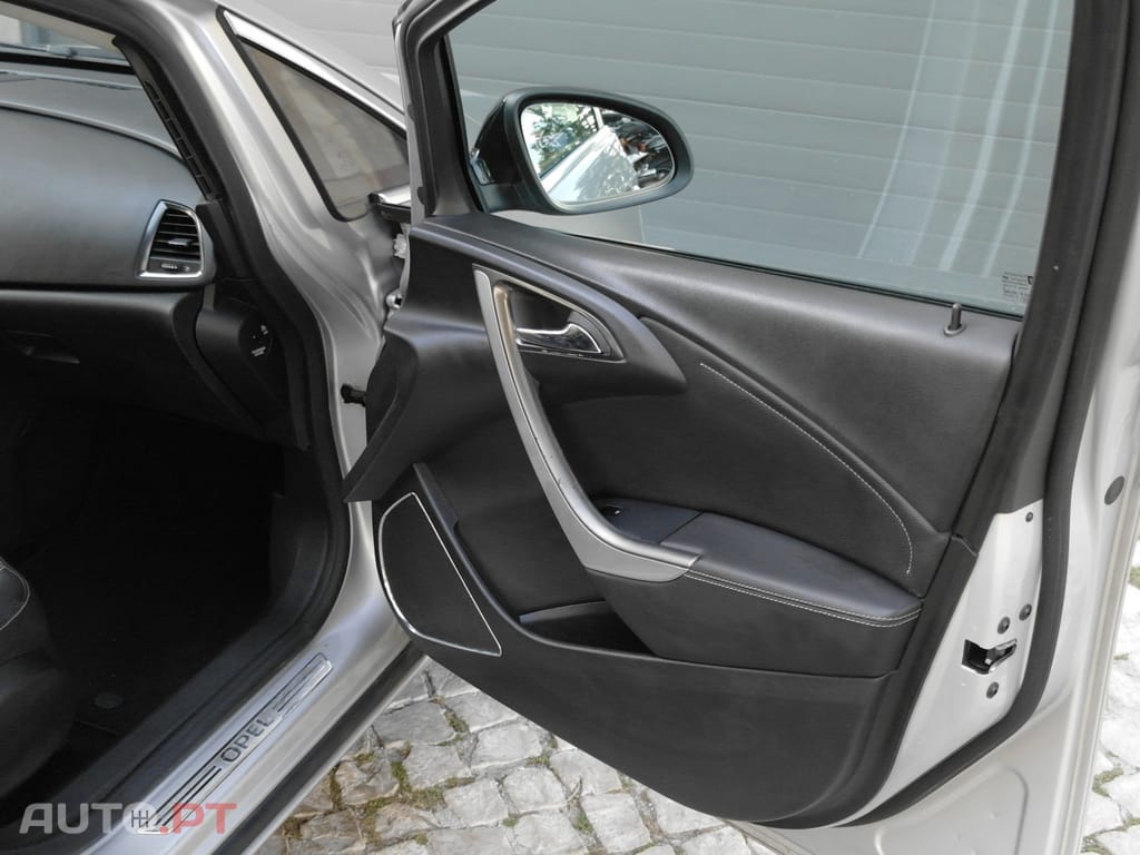 Opel Astra Sports Tourer 1.7 CDTi Cosmo