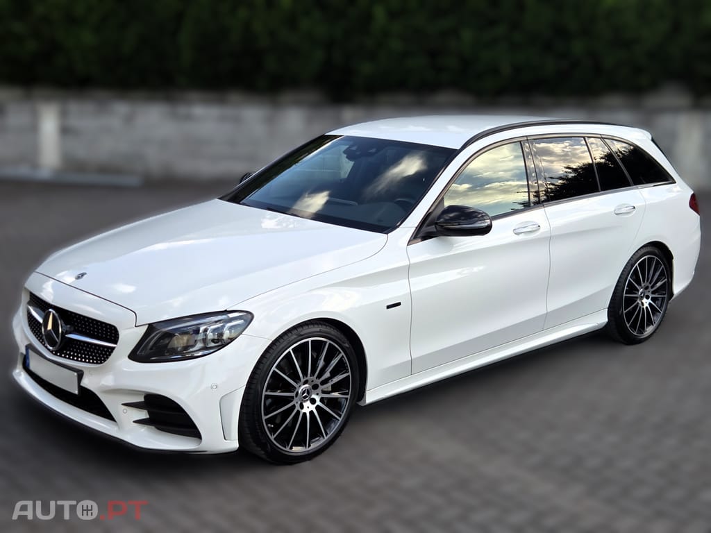 Mercedes-Benz C 300 de AMG-Line (Pack Night) - Burmester Audio, Multibeam, Airmatic, 19"