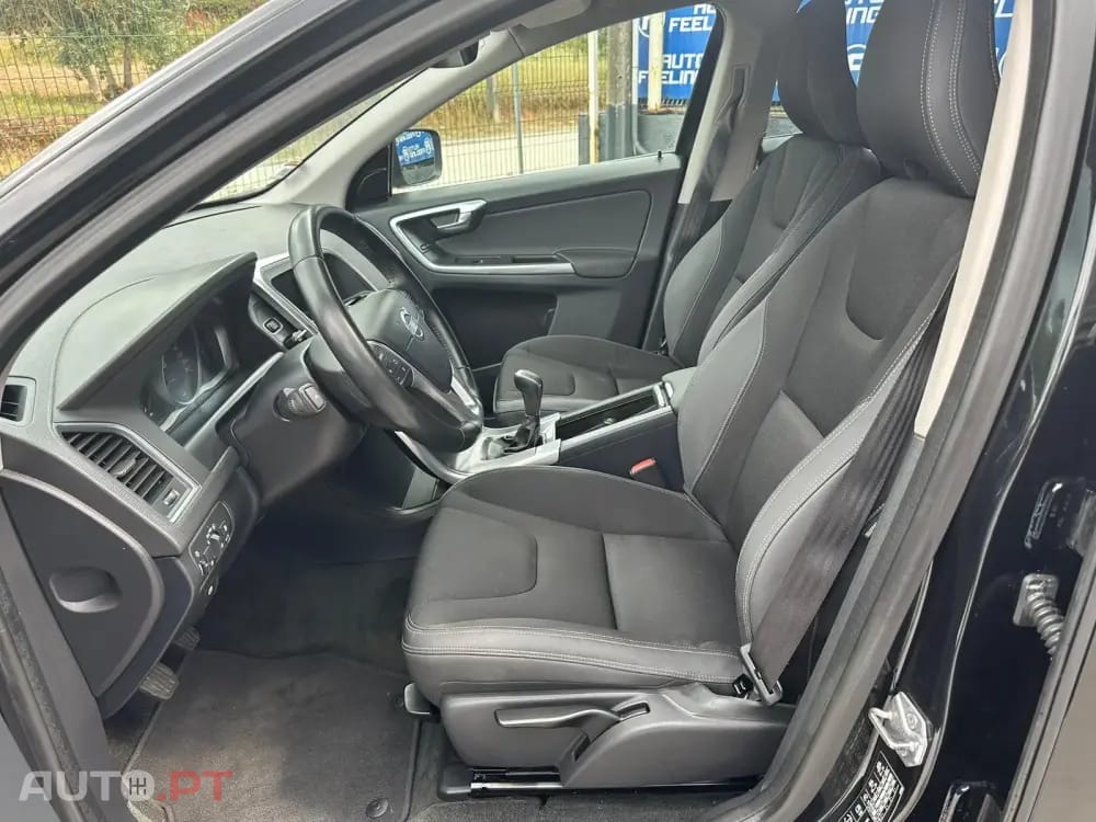 Volvo XC60 2.0 D4 Momentum