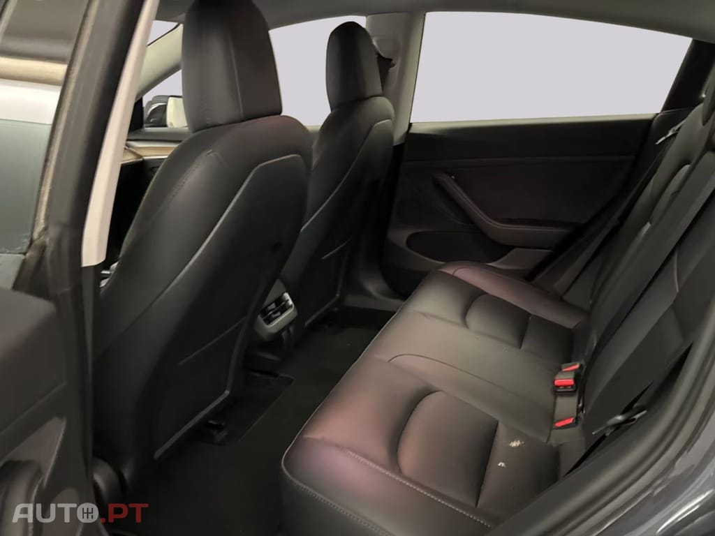 Tesla Model 3 RWD I.V.A DEDUTIVEL 