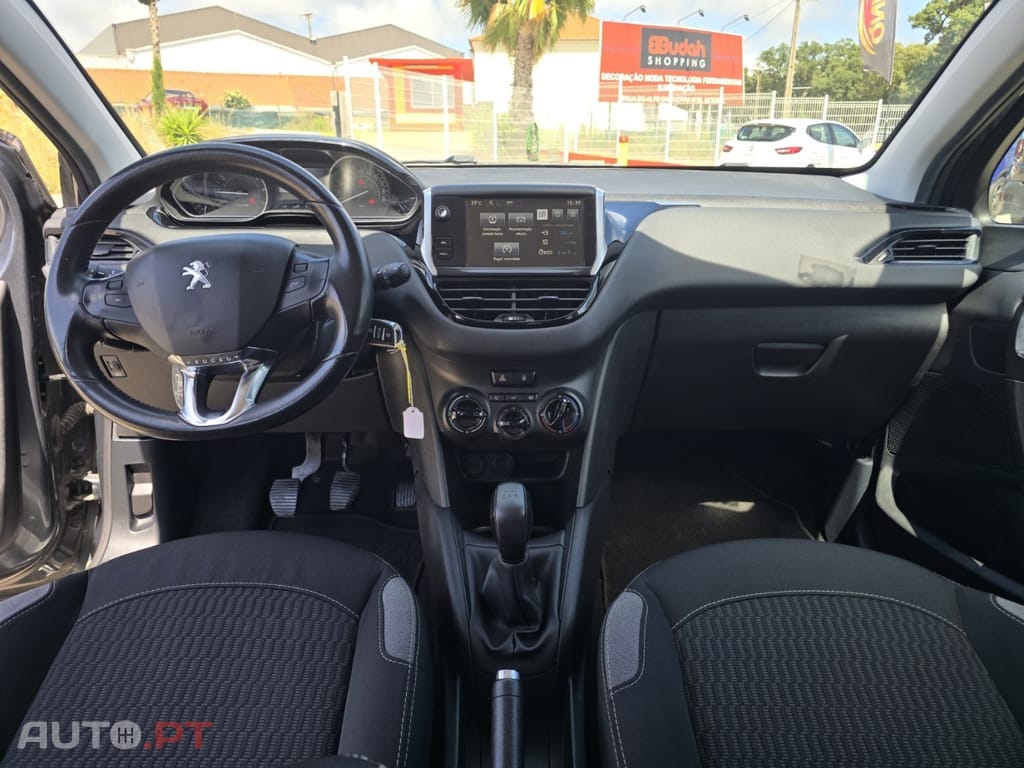Peugeot 208 1.2 PureTech Allure