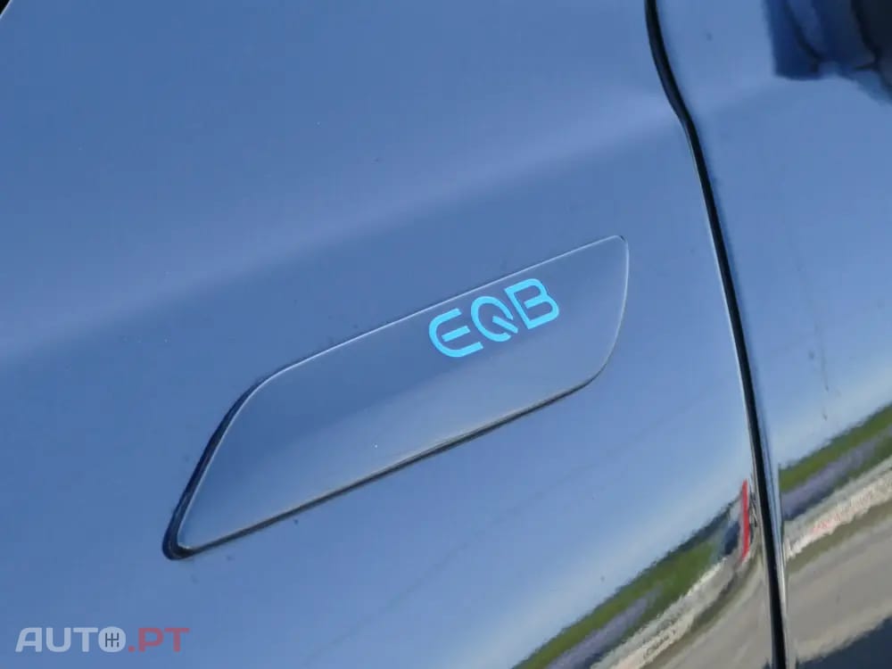 Mercedes-Benz EQB 300 4Matic