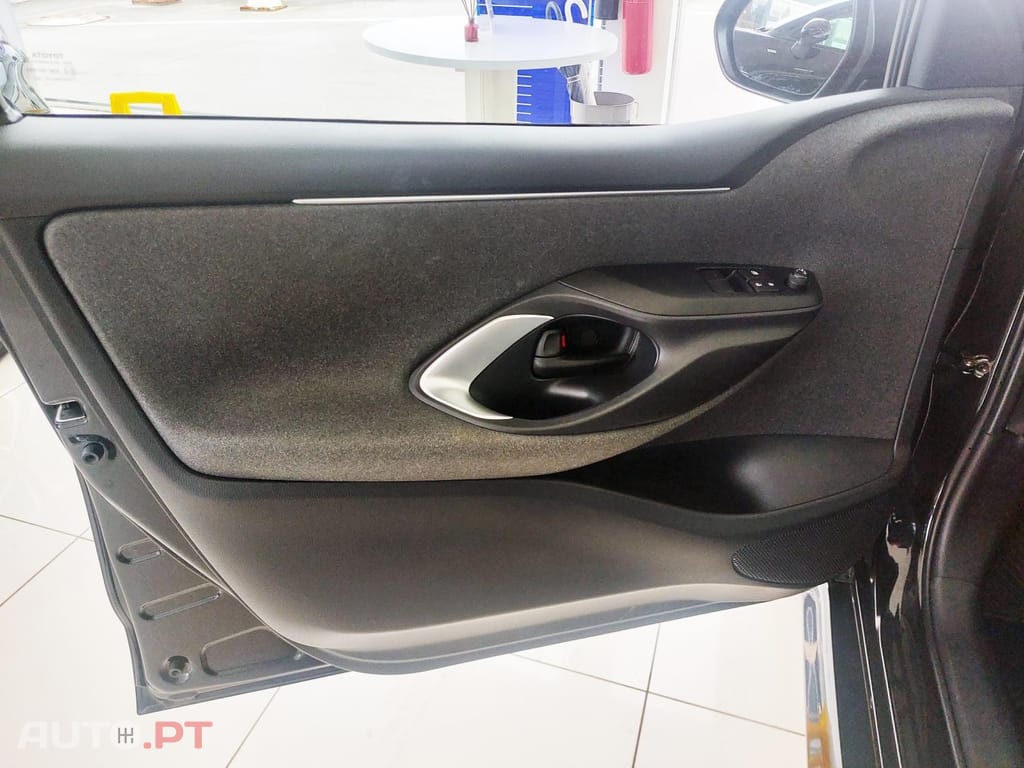 Toyota Yaris 1.0 VVT-I Comfort