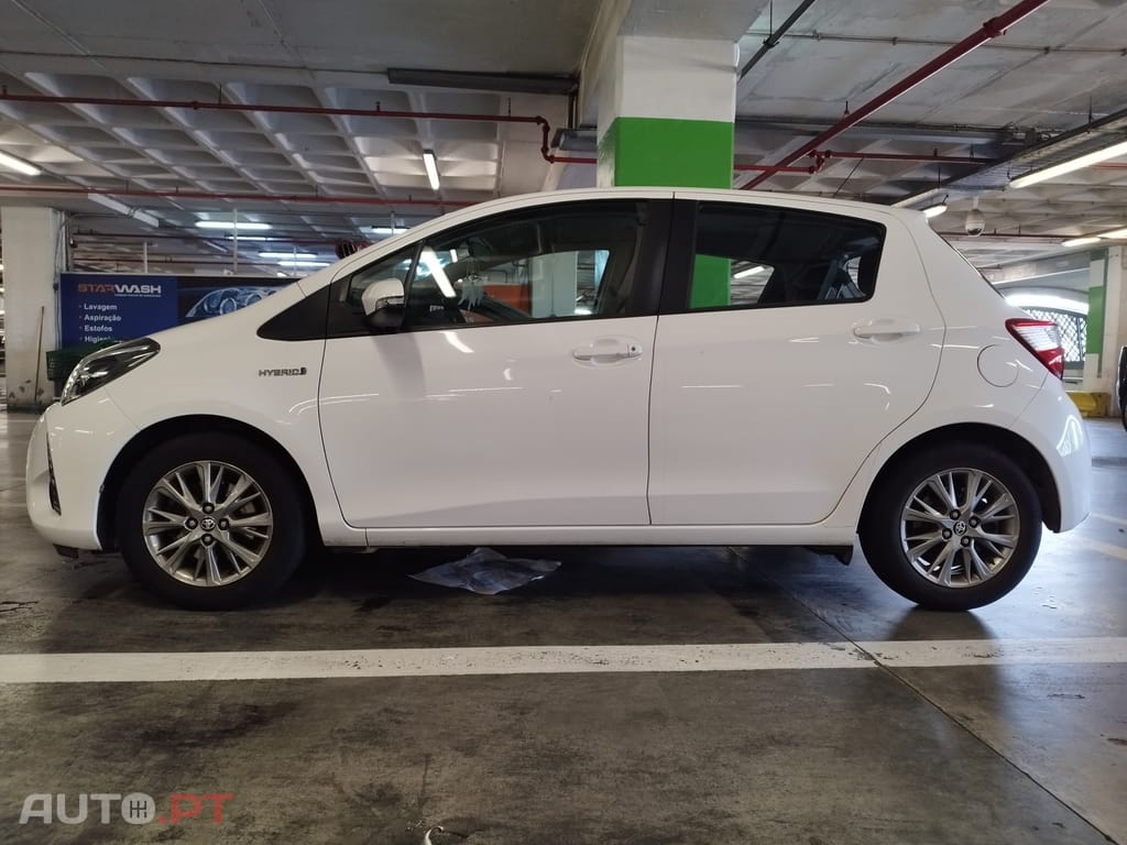 Toyota Yaris 1.5 Hybrid 101 CV