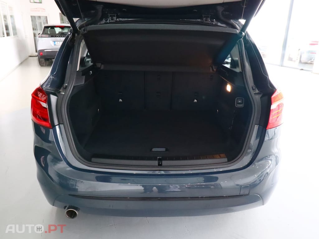 BMW 216 d Advantage