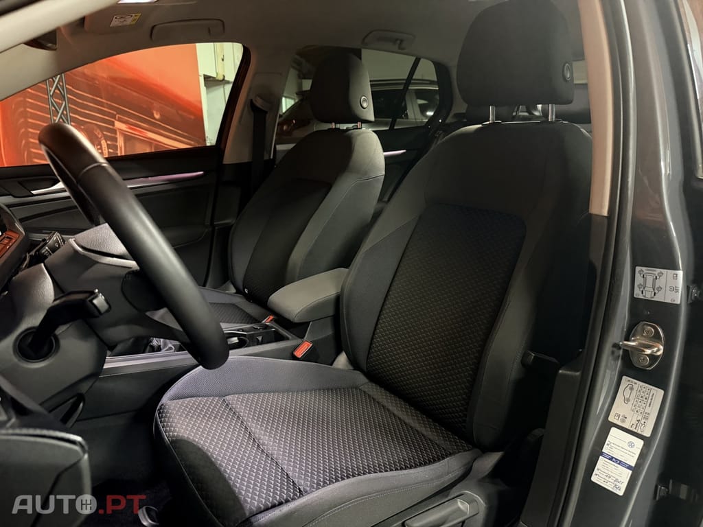 Volkswagen Golf 1.0 TSI Confortline