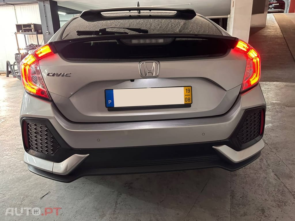 Honda Civic 1.0 i-VTEC Comfort CVT