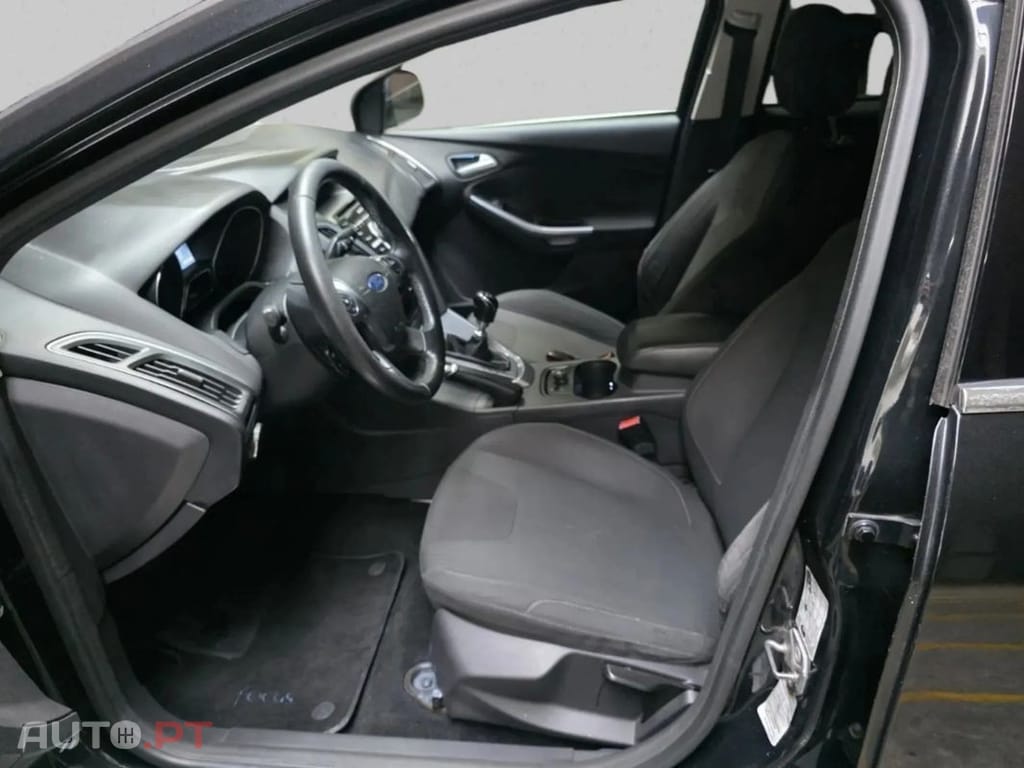Ford Focus SW 1.6 TDCi DPF Titanium