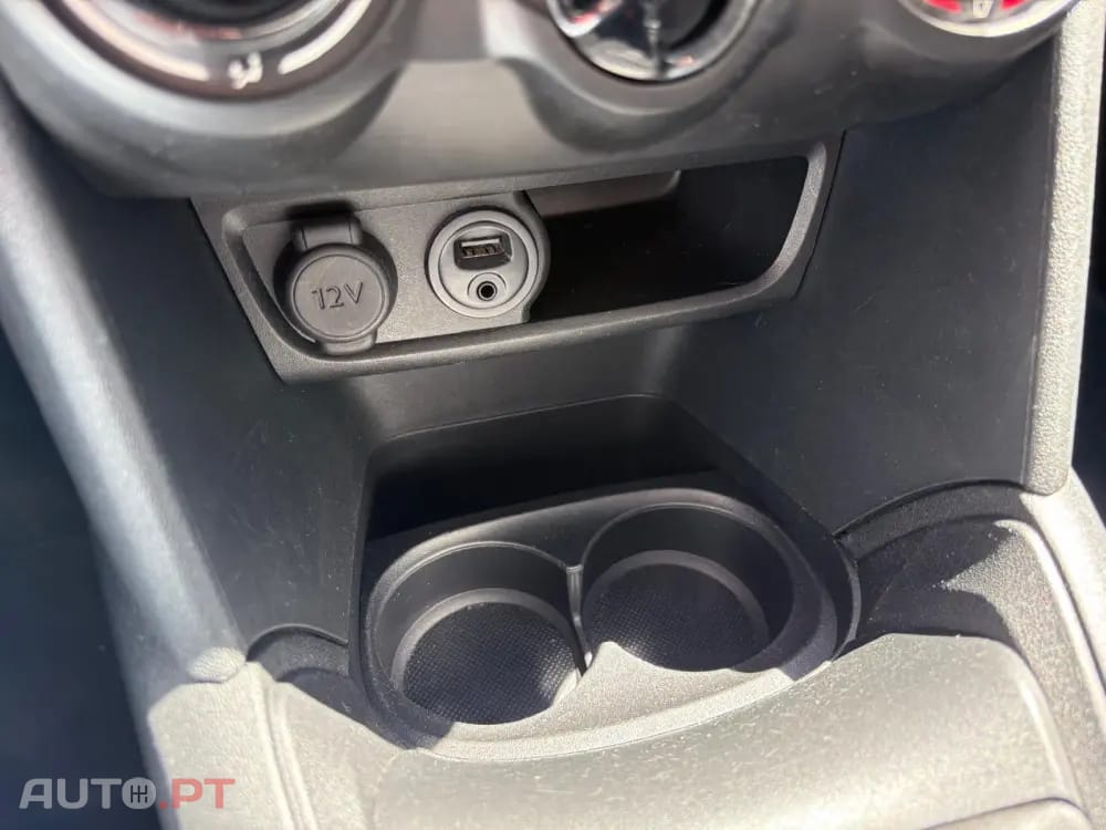 Peugeot 208 1.6 BlueHDi Style