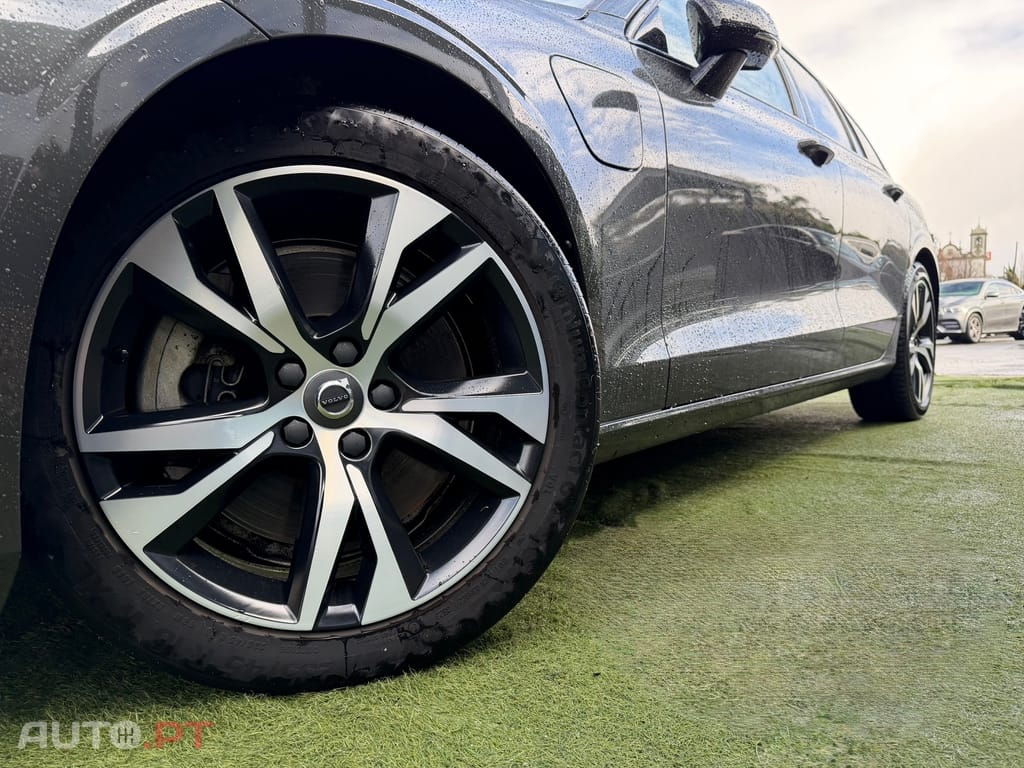 Volvo V60 2.0 T6 AWD TE R-Design