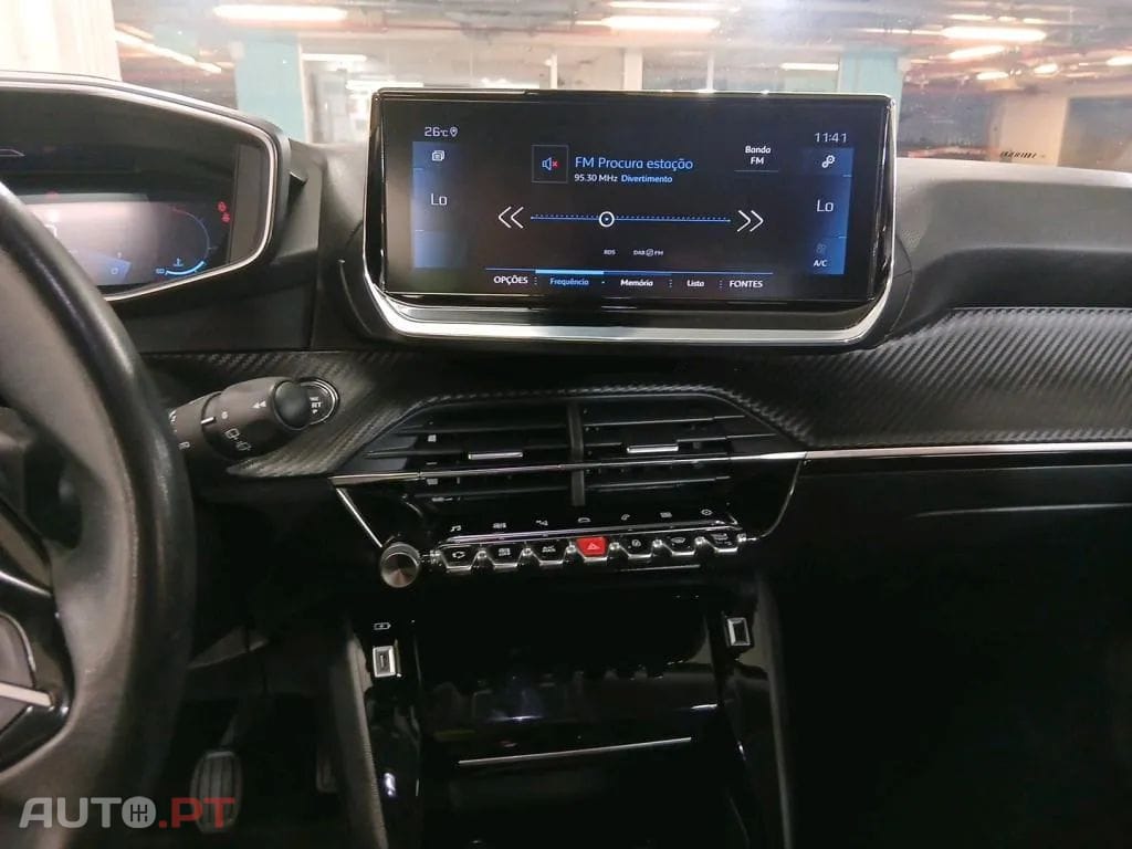 Peugeot 2008 1.5 BlueHDi Allure