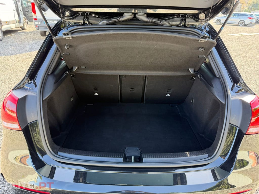 Mercedes-Benz A 35 AMG A35 S