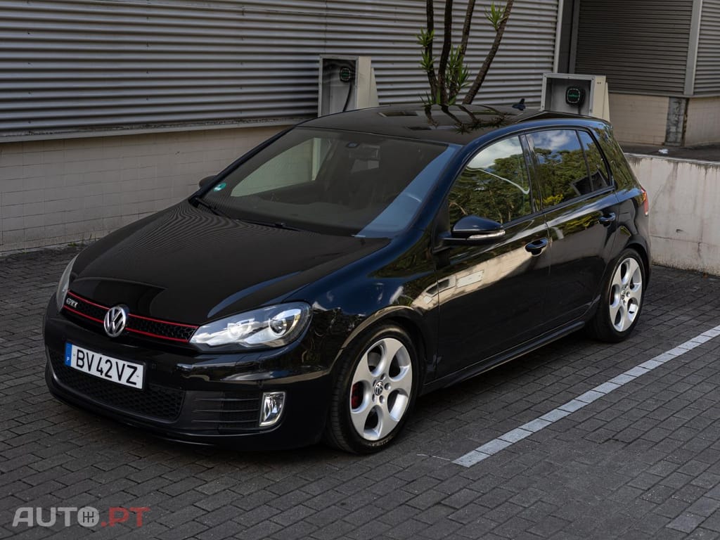 Volkswagen Golf 2.0 GTI DSG