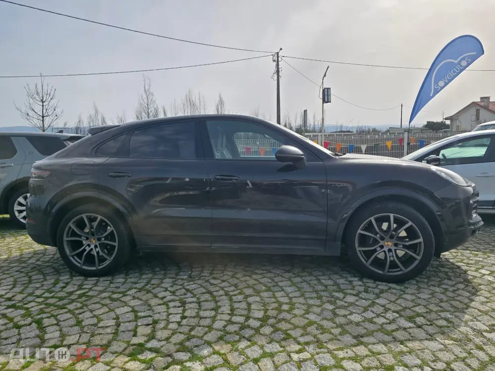 Porsche Cayenne E-Hybrid Tiptronic S
