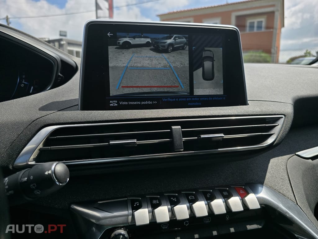 Peugeot 3008 1.2 PureTech Allure EAT8