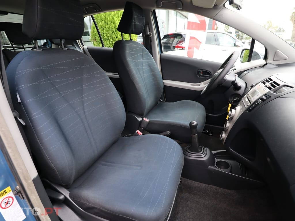 Toyota Yaris 1.0 VVT-i