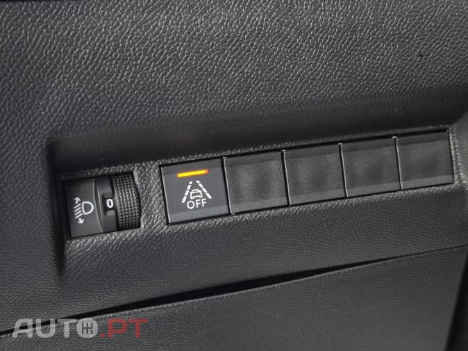 Peugeot 208 Active