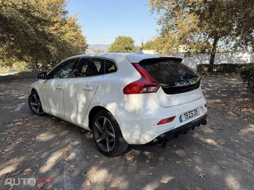 Volvo V40 1.6 D2 Eco R-Design