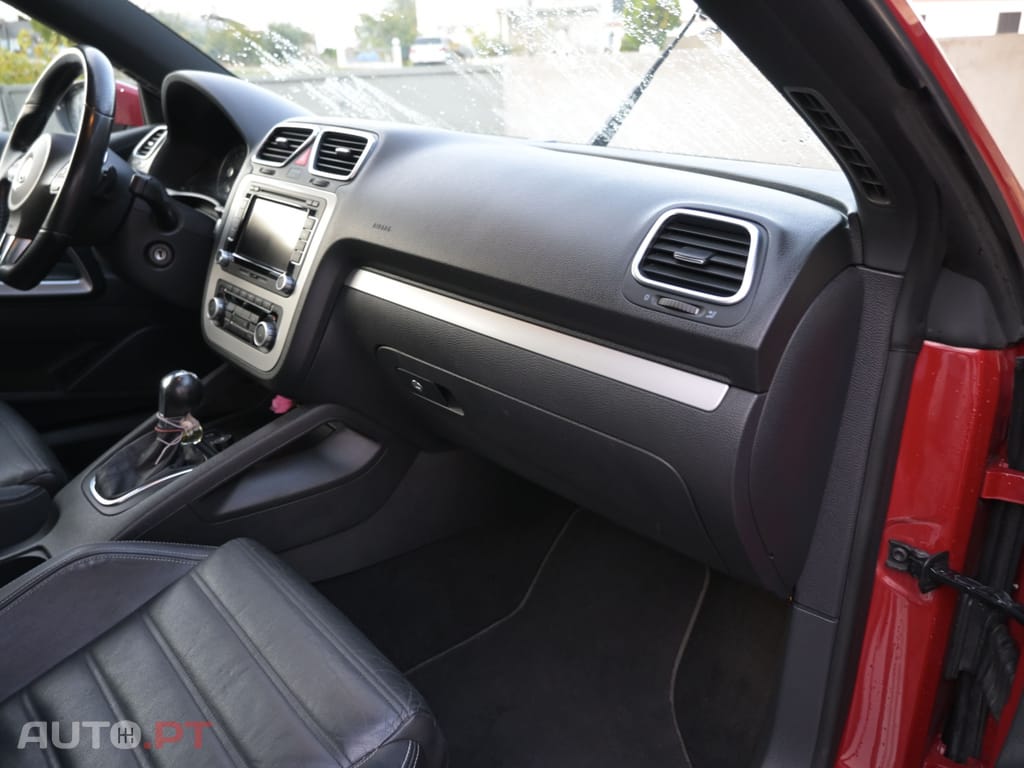Volkswagen Scirocco 1.4 TSI 160cv DSG — Sport Edition