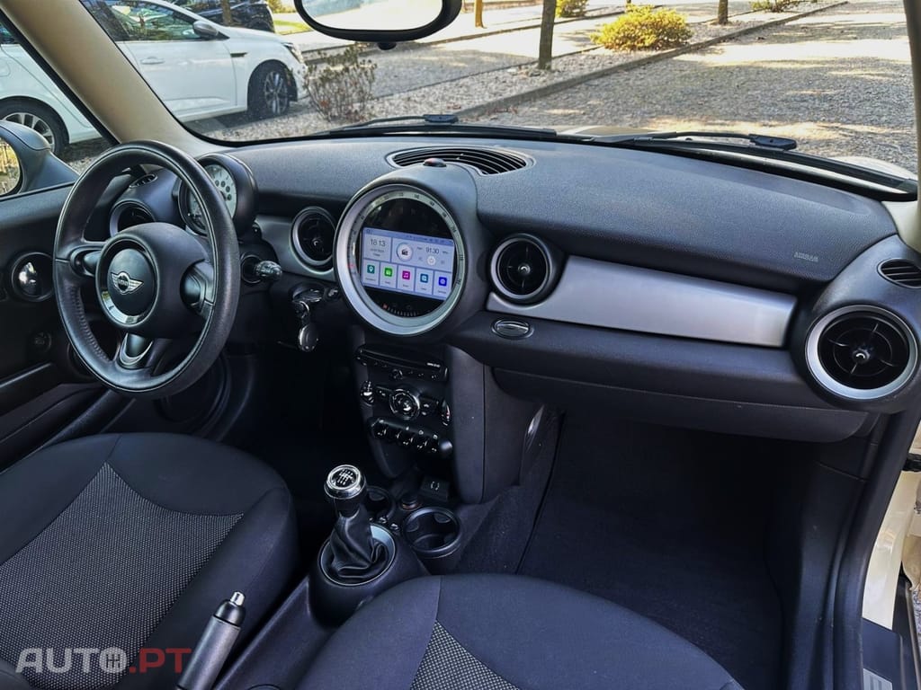 MINI Cooper One 1.6