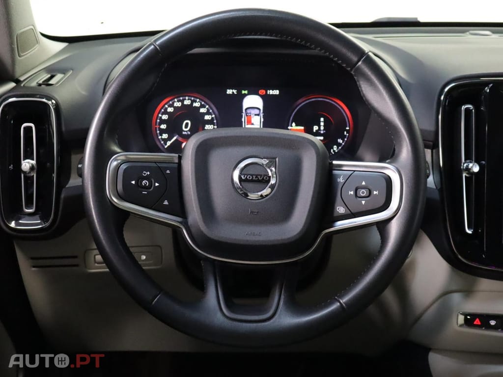 Volvo XC40 T5  Plug-in Hybrid Inscription