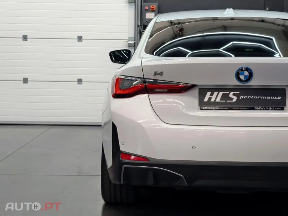 BMW i4 eDrive40