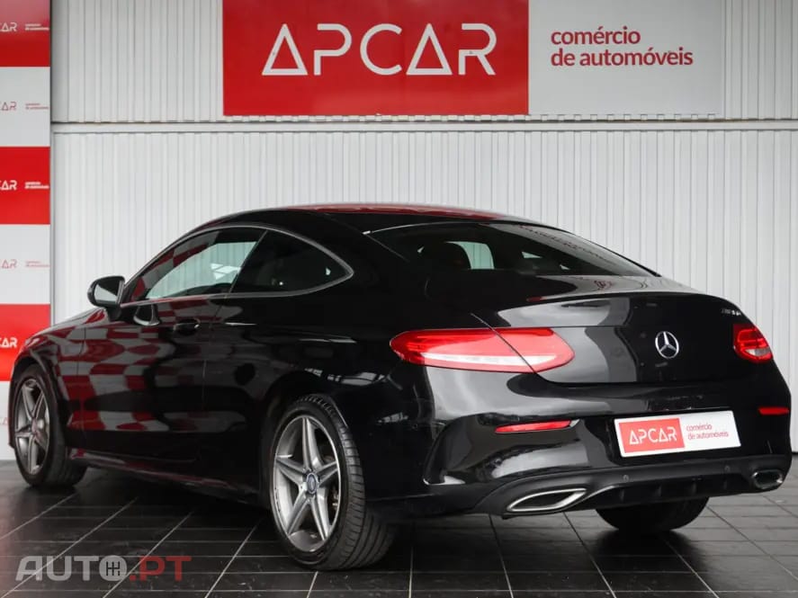 Mercedes-Benz C 250 d Coupé AMG Line