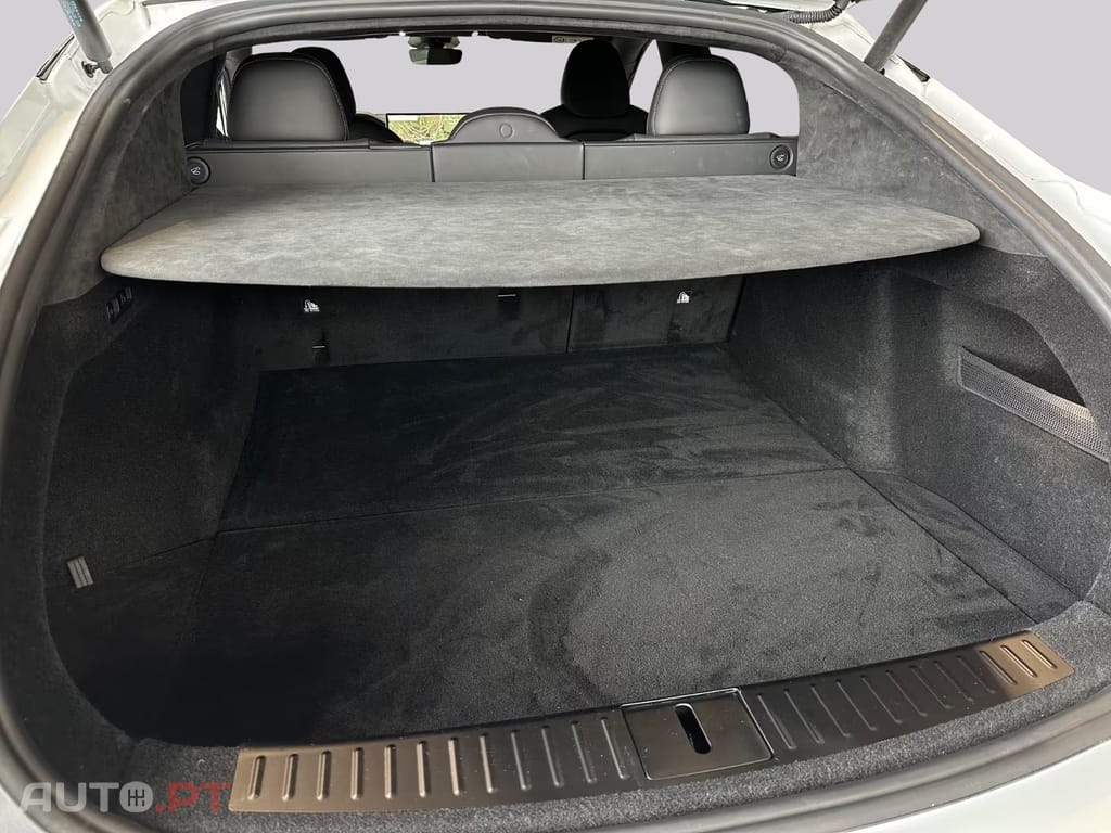 Tesla Model S Long Range I.V.A DEDUTIVEL