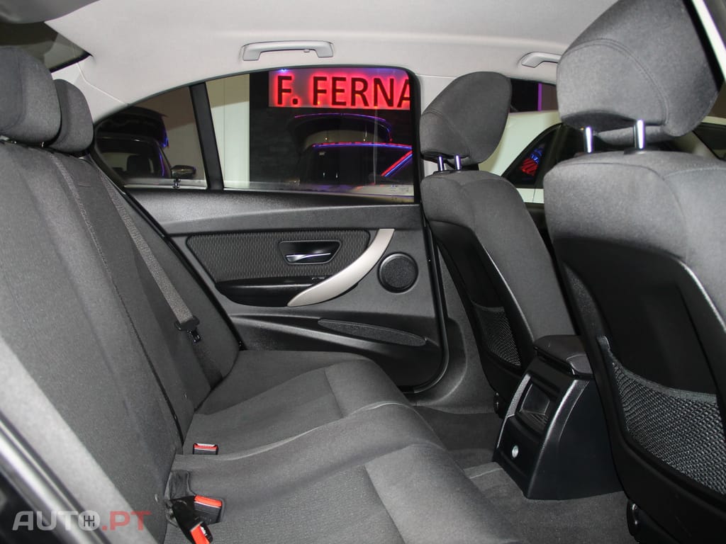 BMW 318 d Touring Advantage