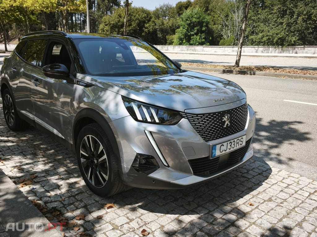 Peugeot e-2008 50 kWh GT — fotografia 6