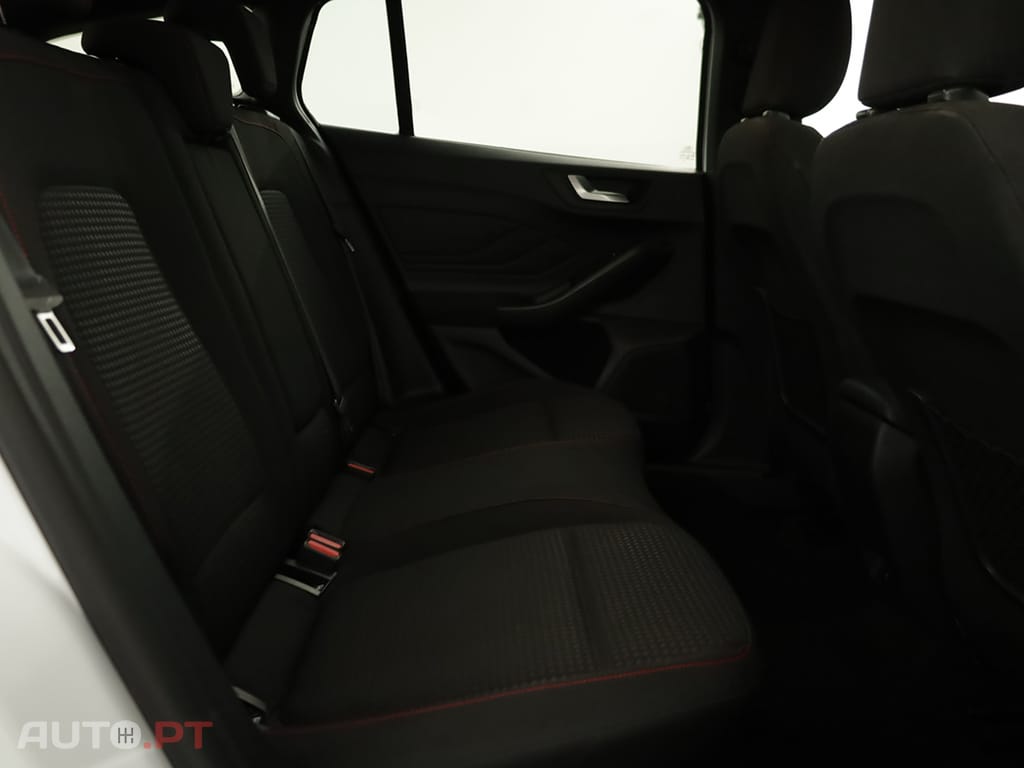Ford Focus Focus SW 1.0 EcoBoost MHEV ST-Line X Aut.