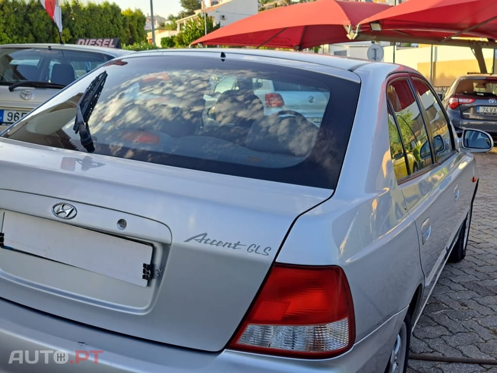 Hyundai Accent 1.3 GLS Plus