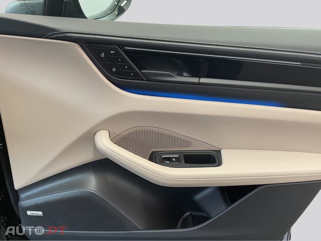 Porsche Macan  I.V.A DEDUTIVEL 4