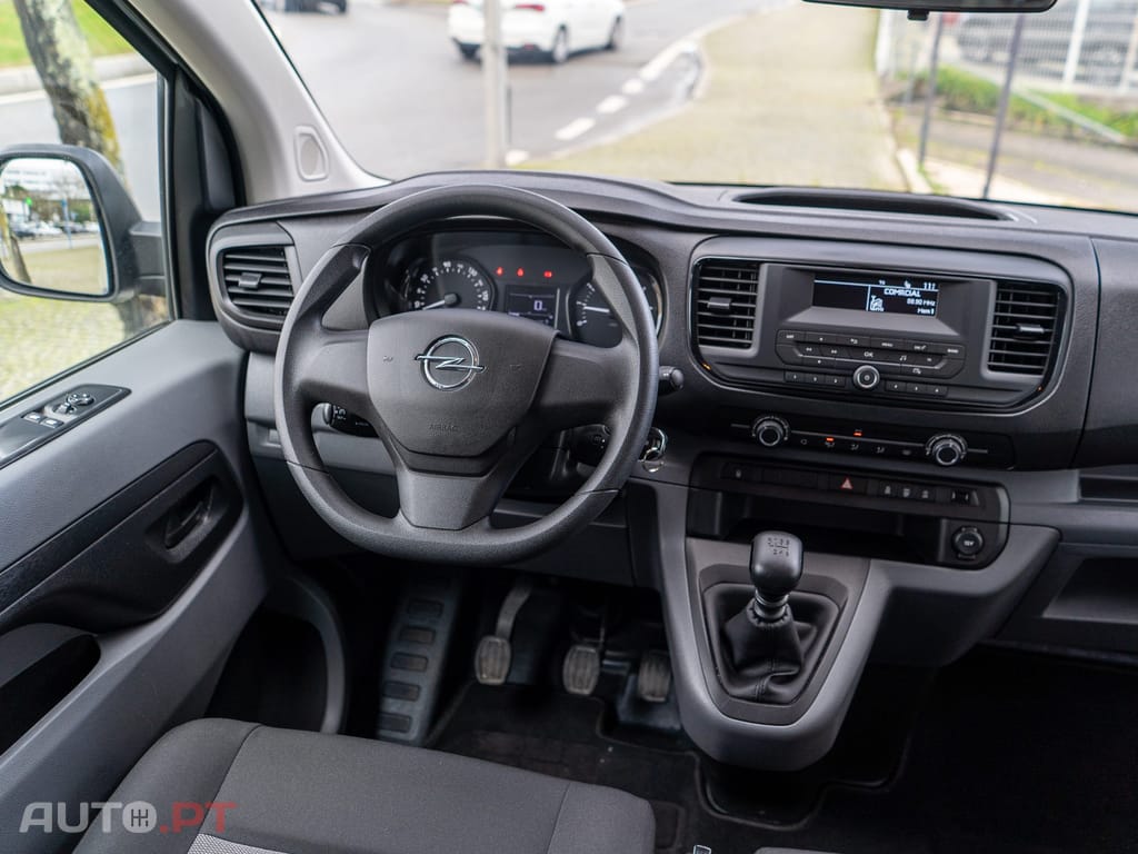 Opel Vivaro 1.5 CDTi L3H1 Essentia