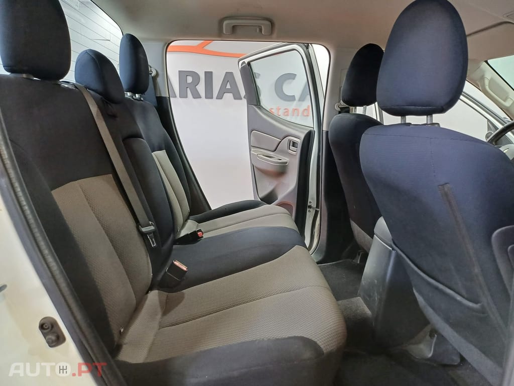 Mitsubishi L200 4X2