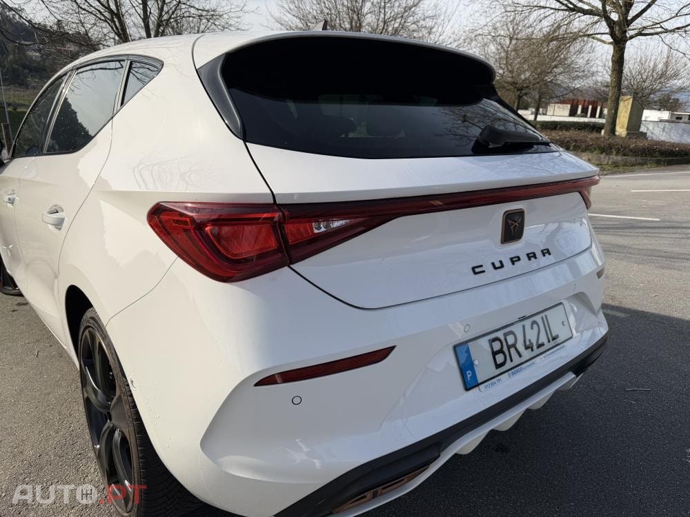 Cupra Leon 1.4 e-Hybrid VZ DSG