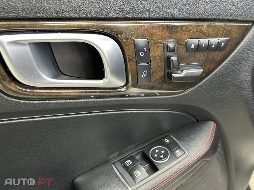 Mercedes-Benz SLK 250 BlueEFFICIENCY 7G-TRONIC Edition 1