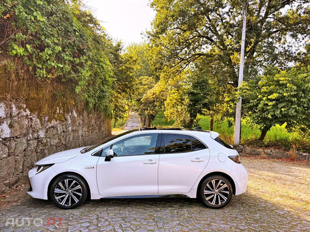 Toyota Corolla 1.8 Hybrid Design