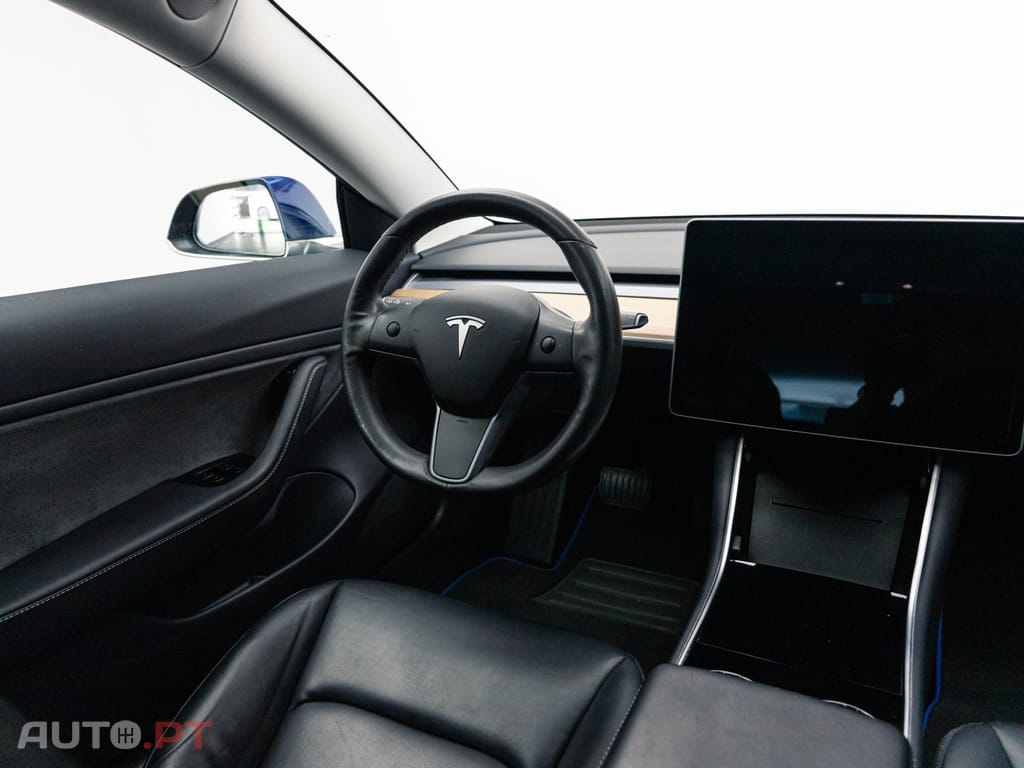 Tesla Model 3 Standard RWD Plus