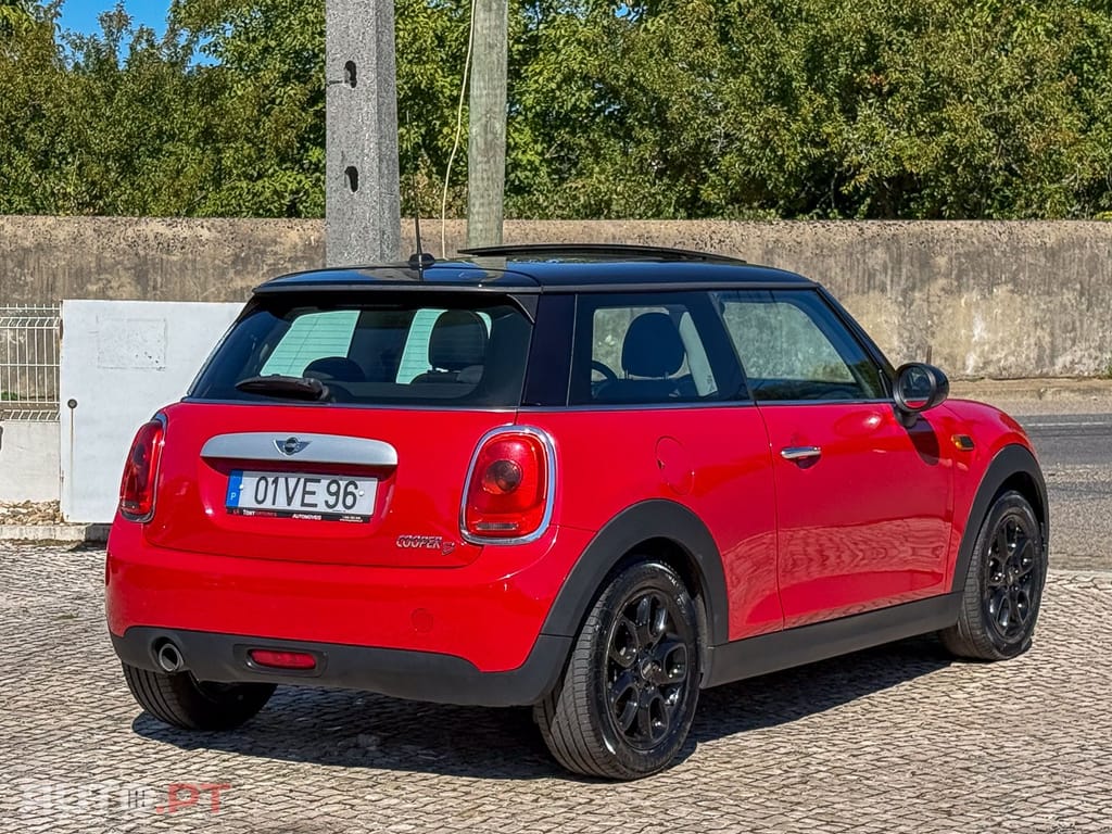 MINI Cooper Cooper D