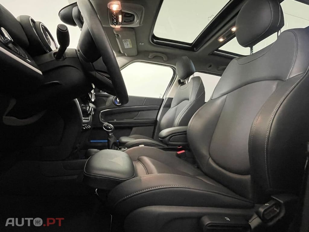 MINI Countryman Cooper S E ALL4 Auto
