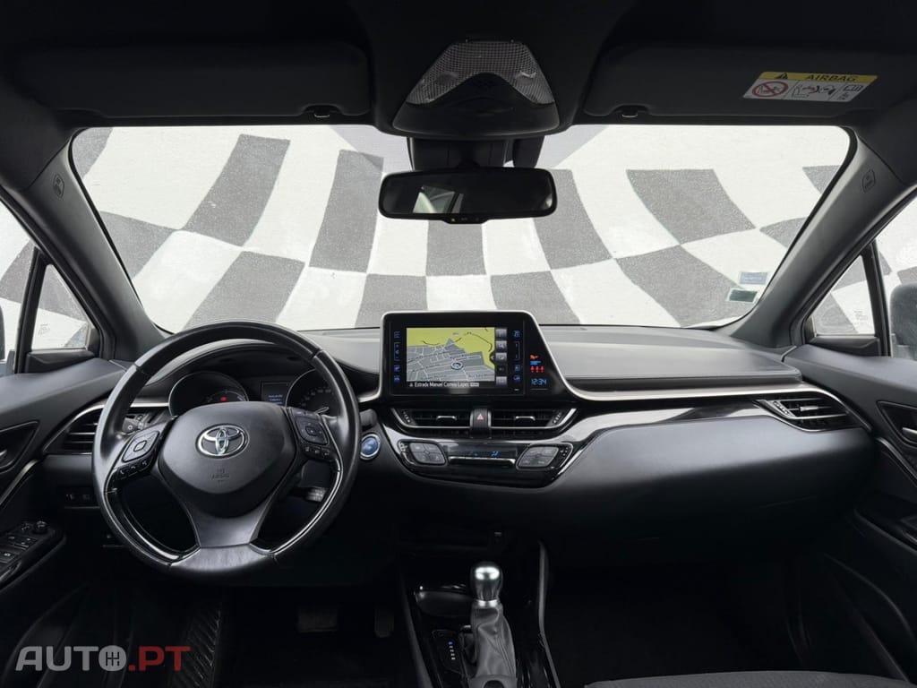 Toyota C-HR 1.8 Hybrid Exclusive