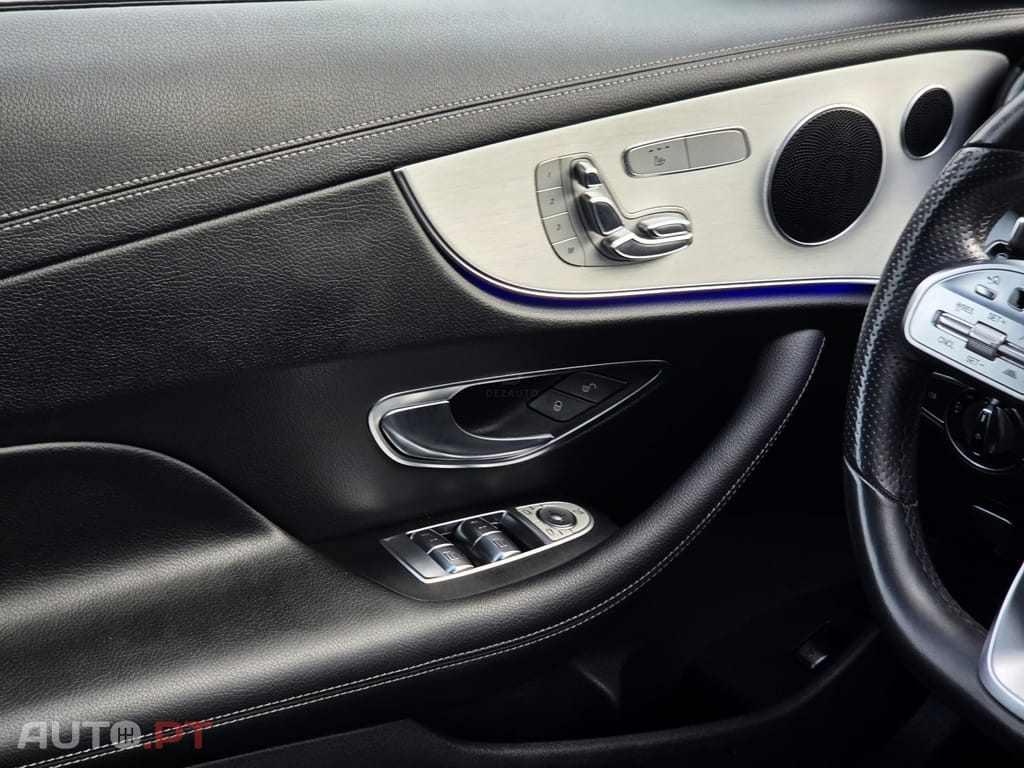 Mercedes-Benz E 300 Coupé