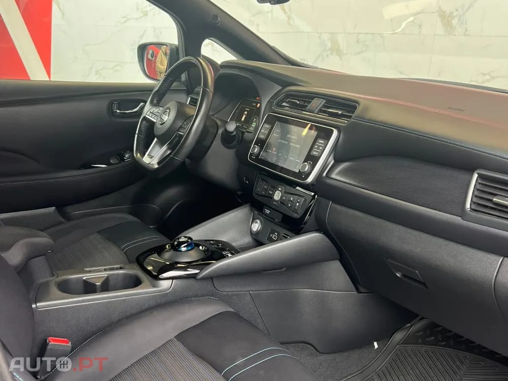 Nissan Leaf N-Connecta Full Led