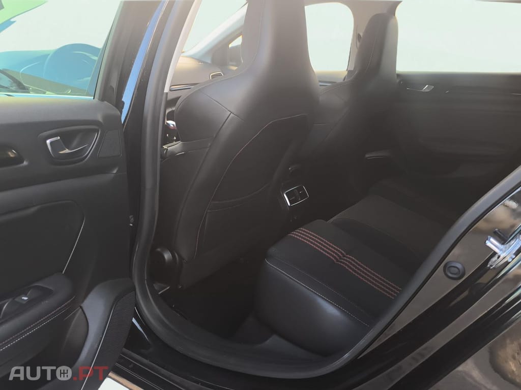 Renault Mégane Sport Tourer 1.3 TCe R.S. Line