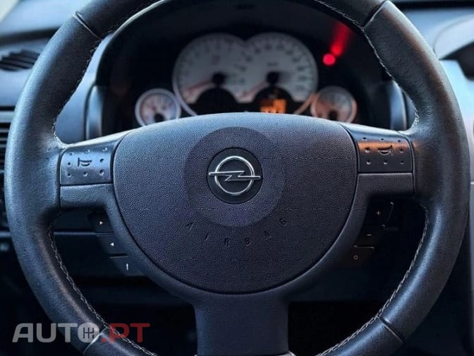 Opel Corsa 1.2 Twinport Enjoy