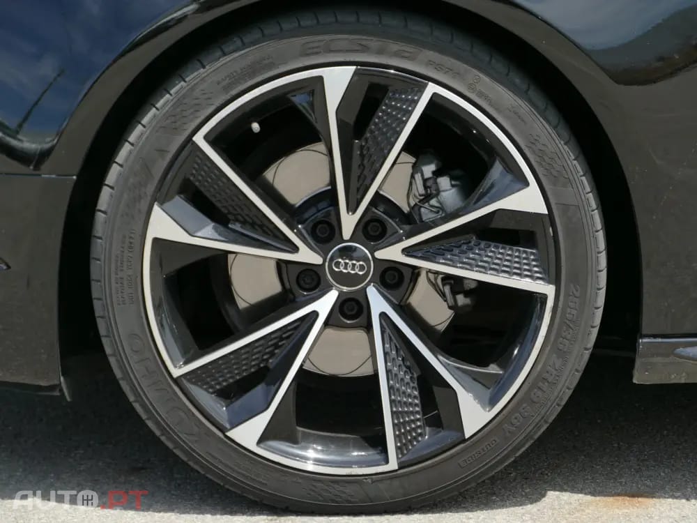 Audi A5 2.0 TDi S-line